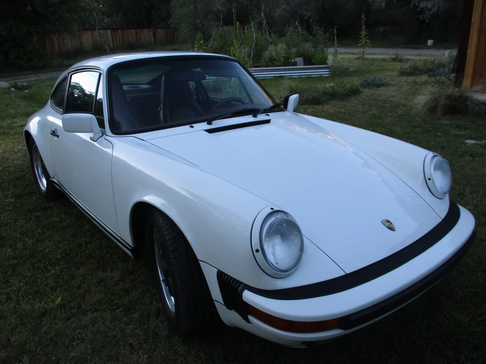 1987 Porsche 911 Carrera 3.2 - Image 10 of 31