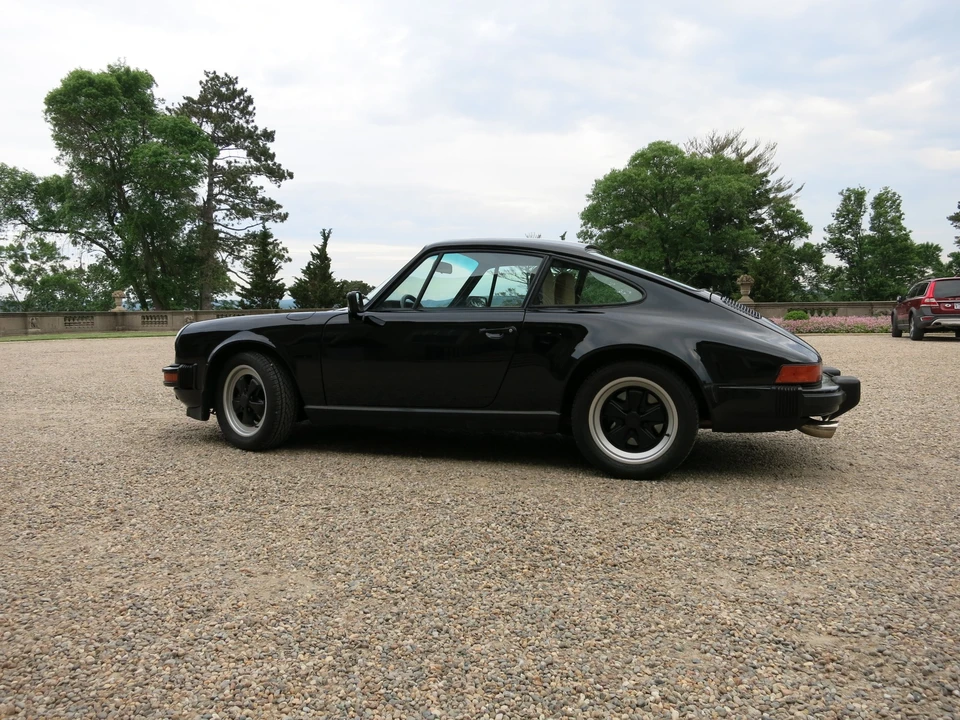 1987 Porsche 911 Carrera 3.2 - Image 10 of 31