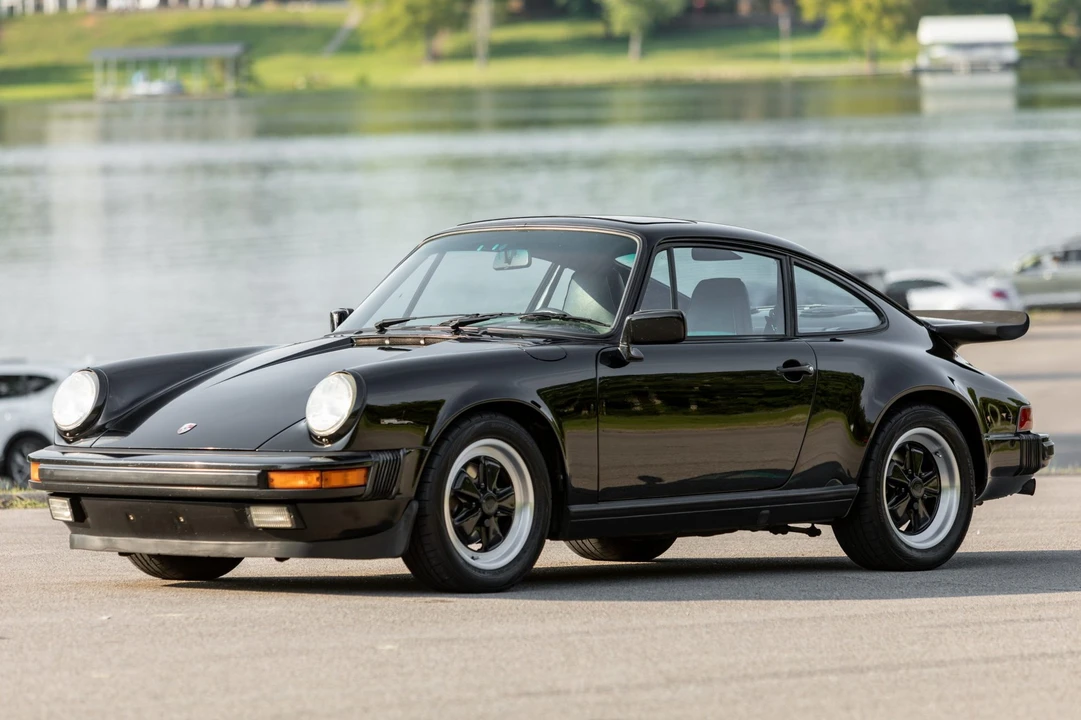 1987 Porsche 911 Carrera 3.2 - Image 1 of 31