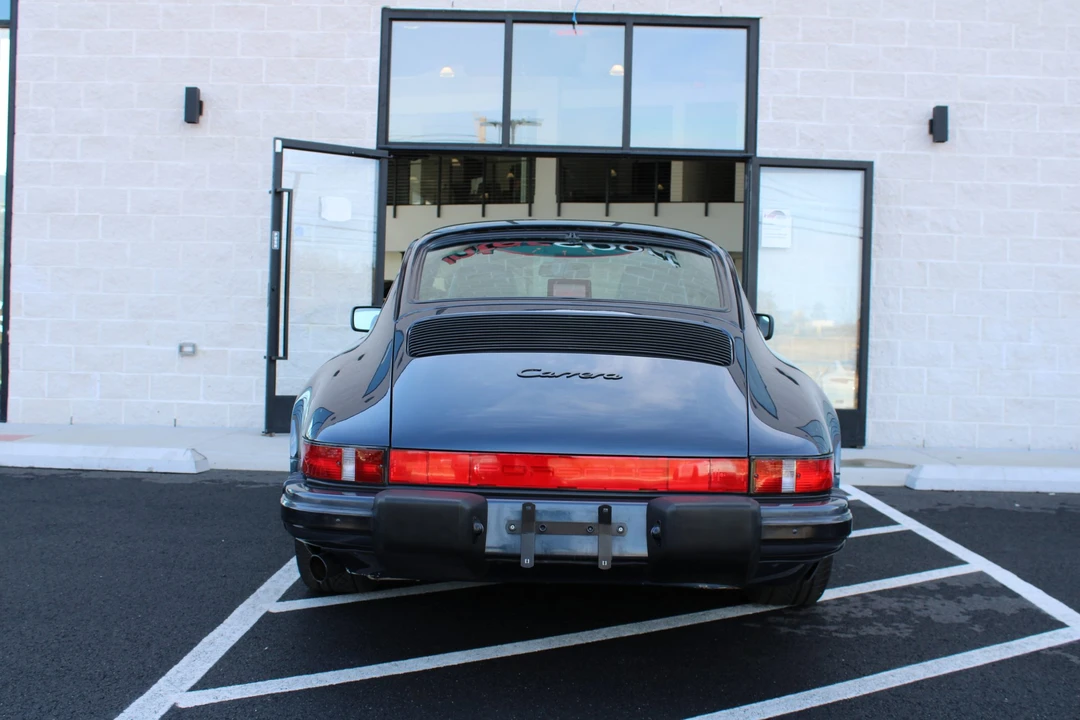 1987 Porsche 911 Carrera 3.2 - Image 16 of 31