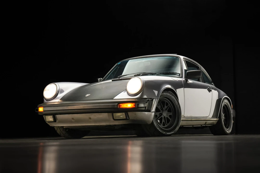 1987 Porsche 911 Carrera 3.2 - Image 4 of 31