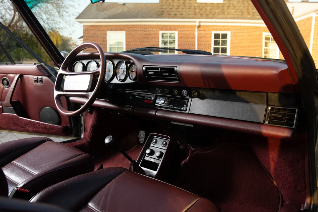 1987 Porsche 911 Carrera 3.2 - Image 30 of 31
