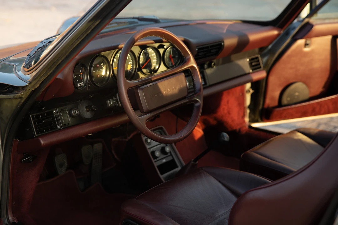1987 Porsche 911 Carrera 3.2 - Image 25 of 31