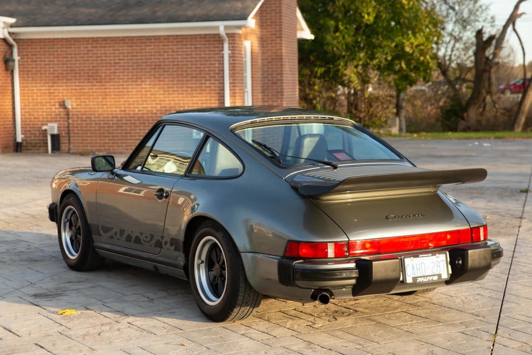 1987 Porsche 911 Carrera 3.2 - Image 4 of 31