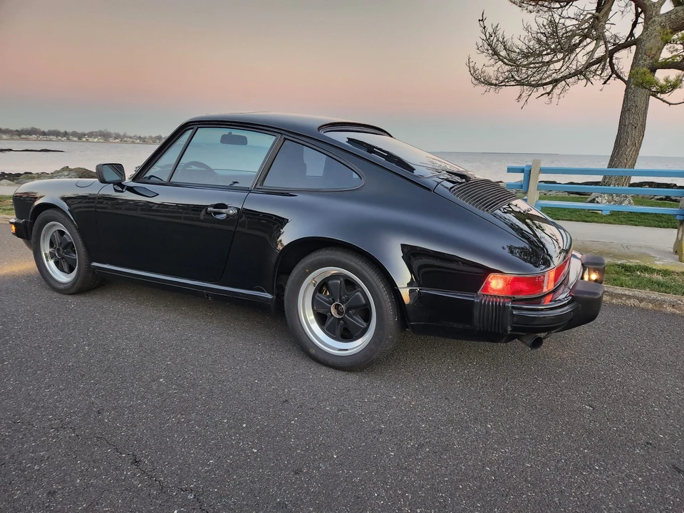 1987 Porsche 911 Carrera 3.2 - Image 10 of 31