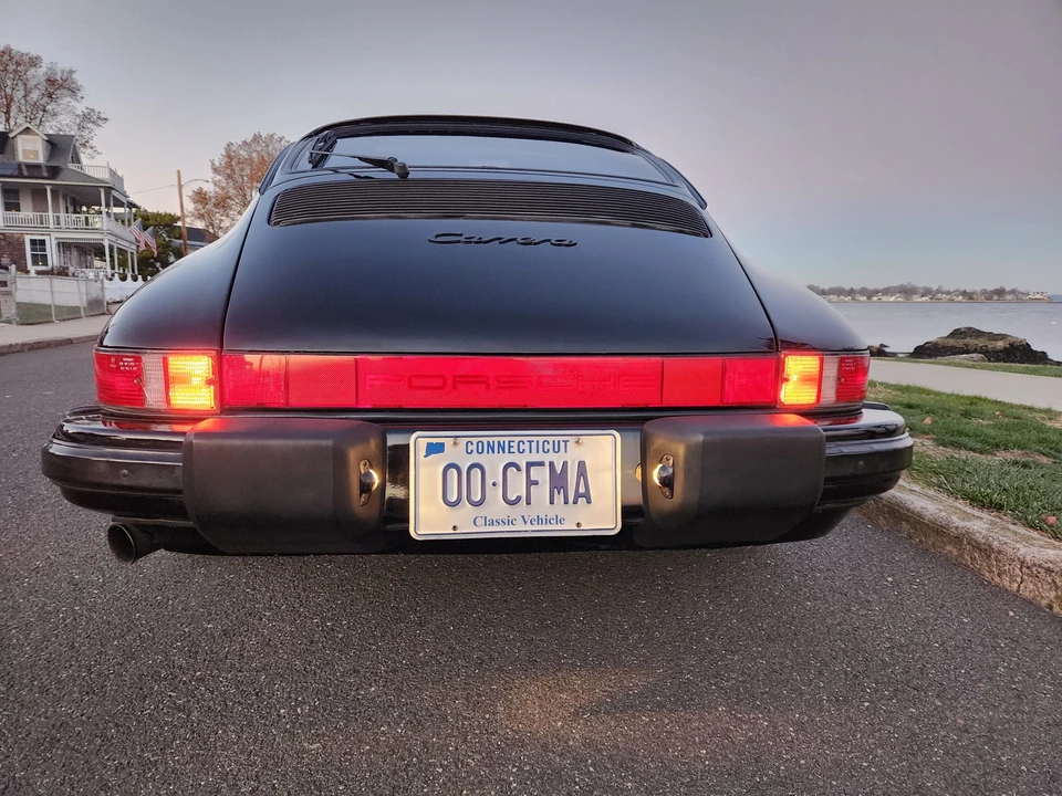 1987 Porsche 911 Carrera 3.2 - Image 12 of 31