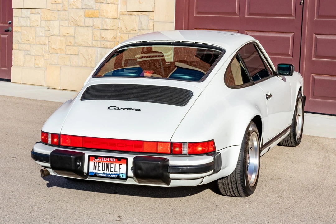 1987 Porsche 911 Carrera 3.2 - Image 12 of 31