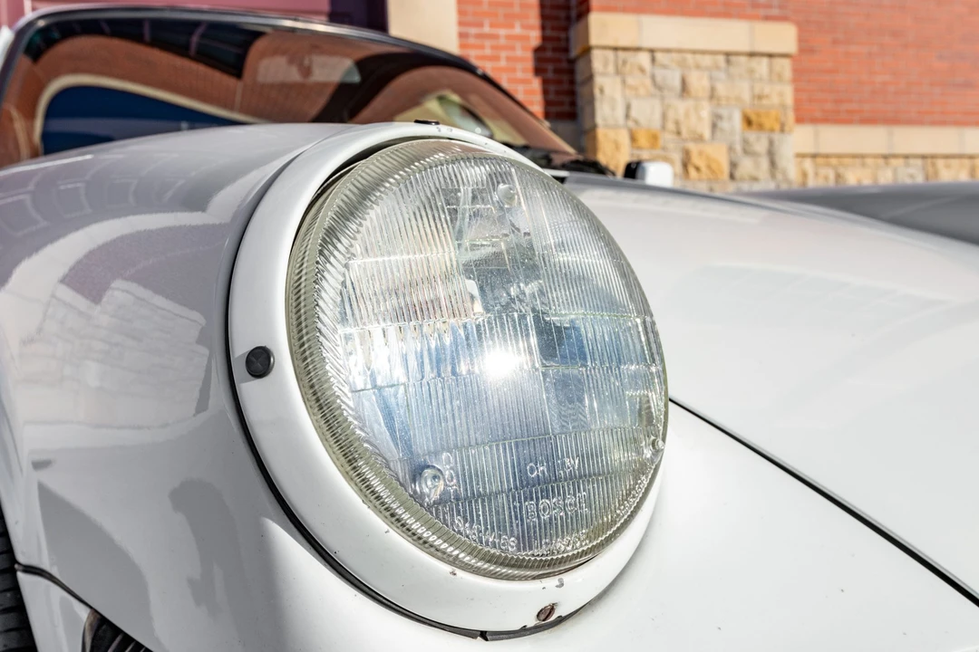 1987 Porsche 911 Carrera 3.2 - Image 22 of 31