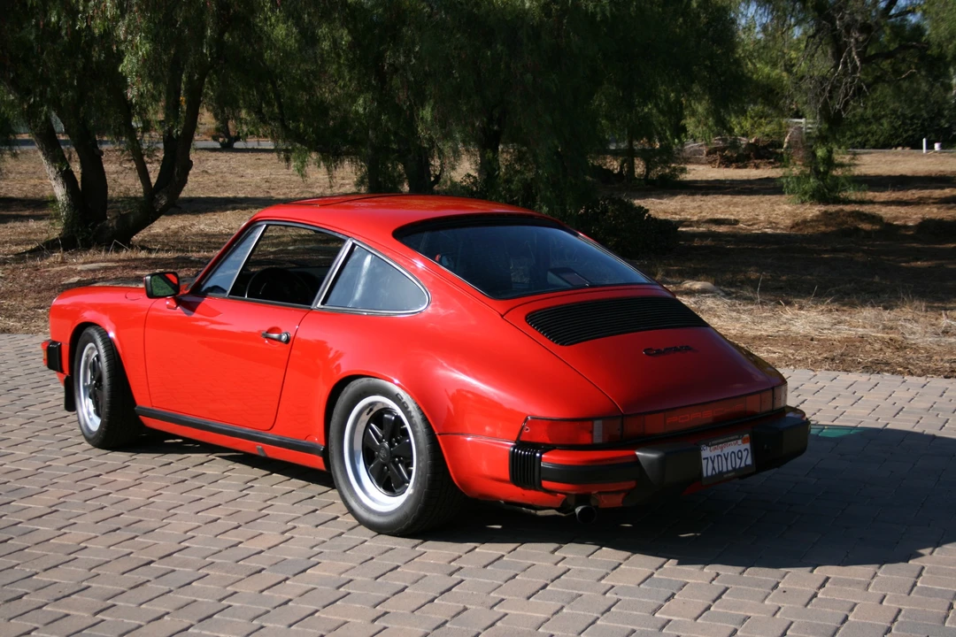 1987 Porsche 911 Carrera 3.2 - Image 2 of 31