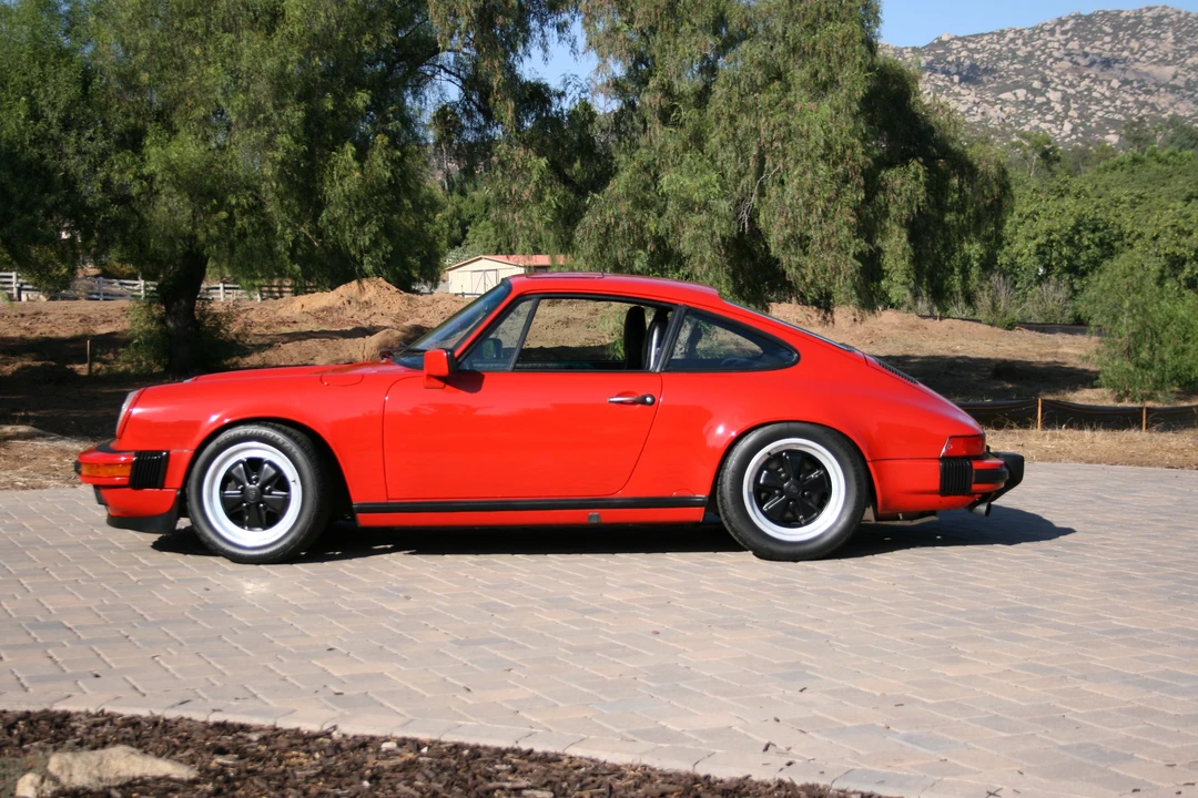 1987 Porsche 911 Carrera 3.2 - Image 3 of 31