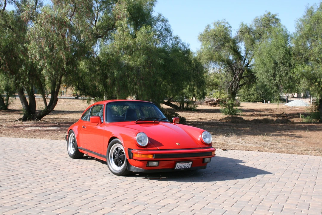 1987 Porsche 911 Carrera 3.2 - Image 27 of 31