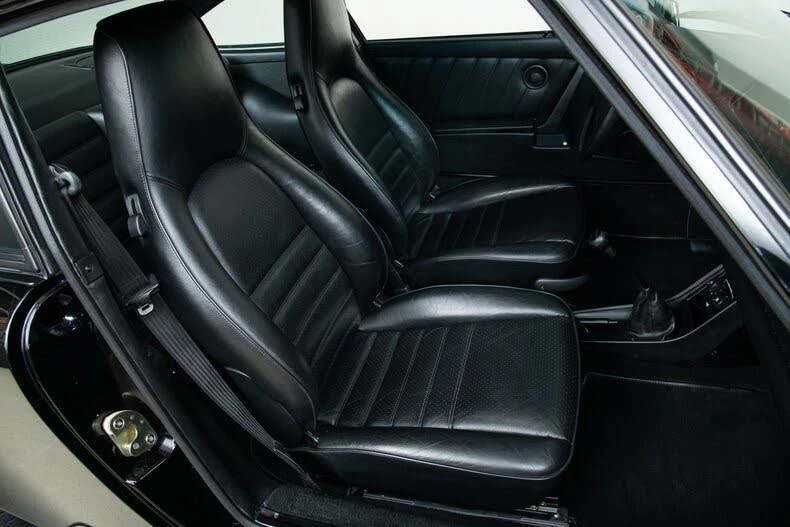 1987 Porsche 911 Carrera 3.2 - Image 23 of 31