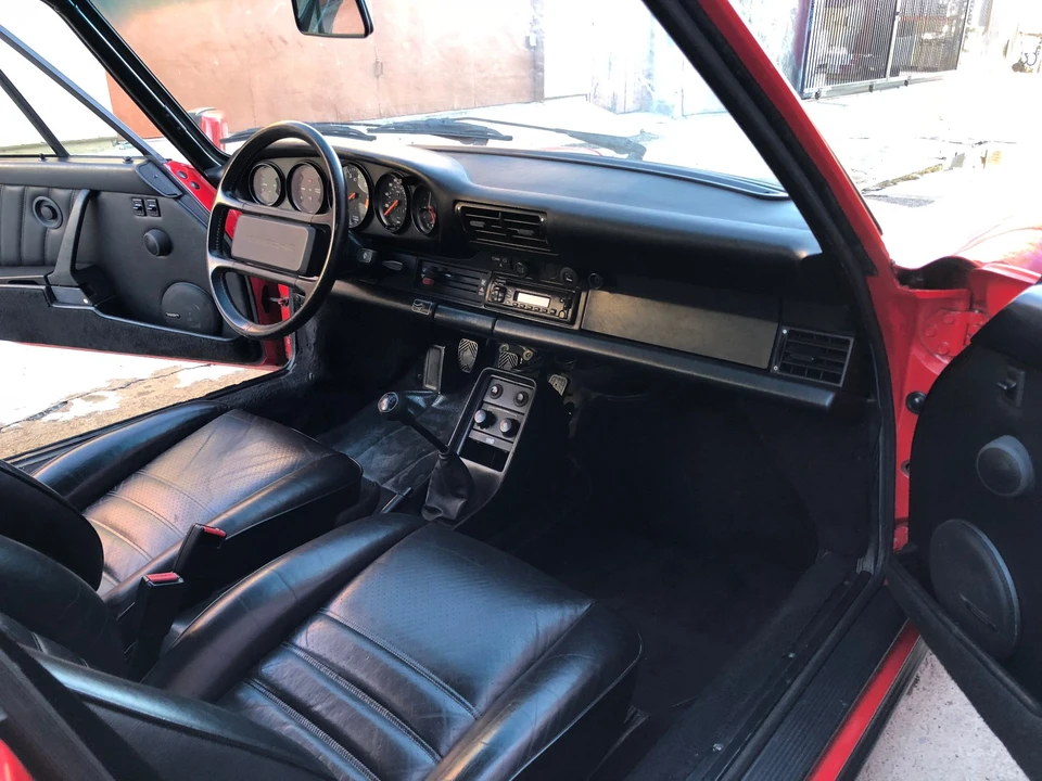 1987 Porsche 911 Carrera 3.2 - Image 27 of 31