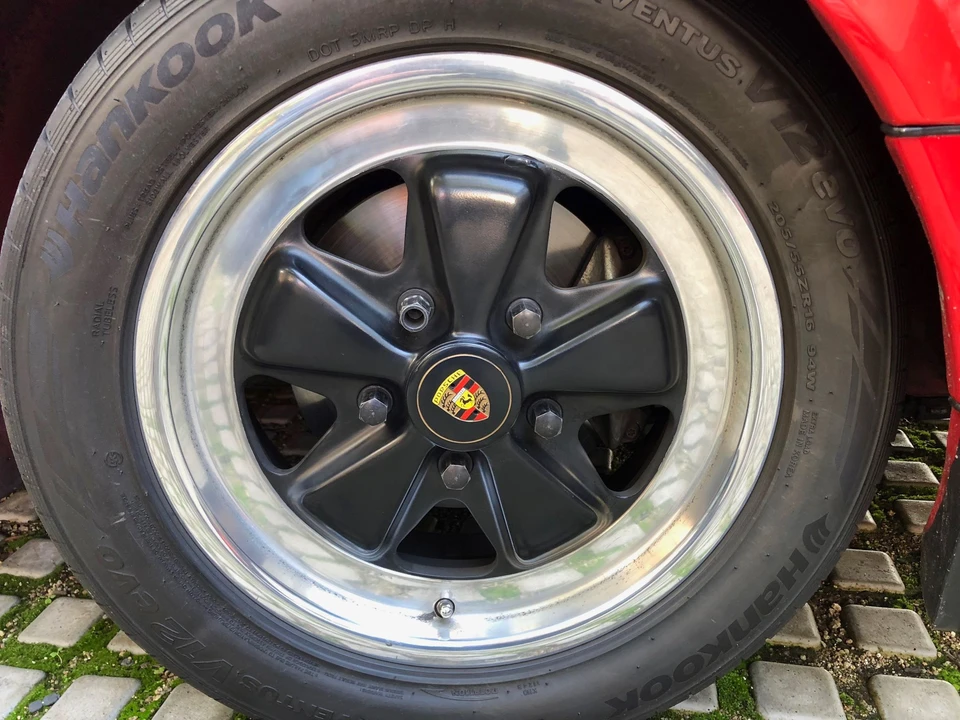 1987 Porsche 911 Carrera 3.2 - Image 24 of 31