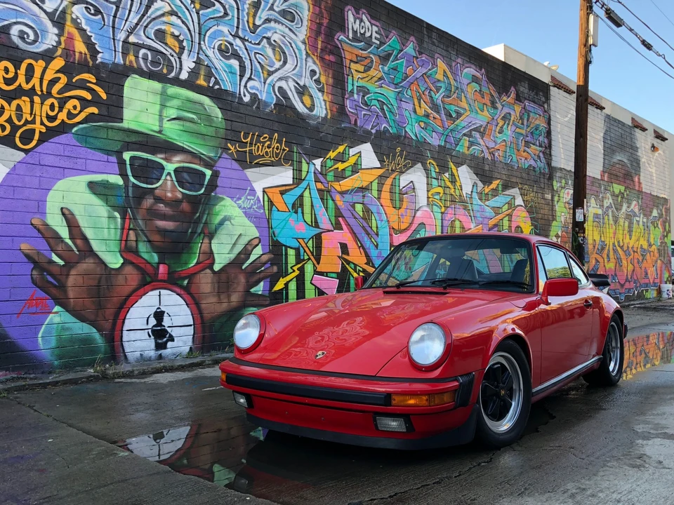 1987 Porsche 911 Carrera 3.2 - Image 4 of 31