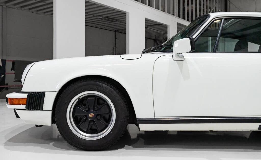 1987 Porsche 911 Carrera 3.2 - Image 10 of 31