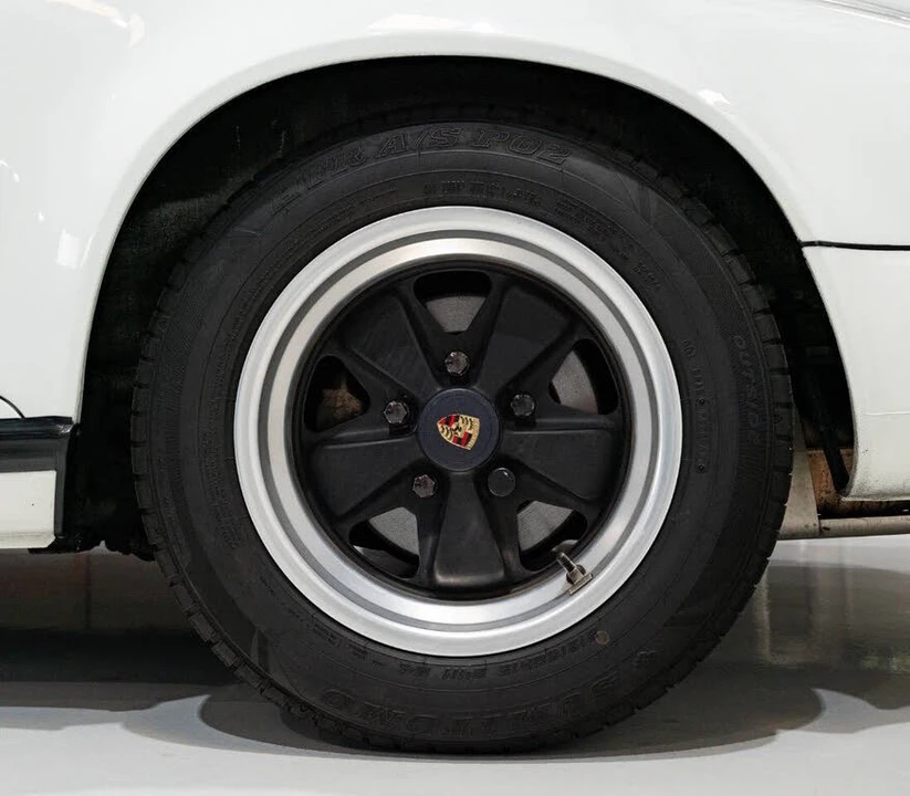 1987 Porsche 911 Carrera 3.2 - Image 13 of 31