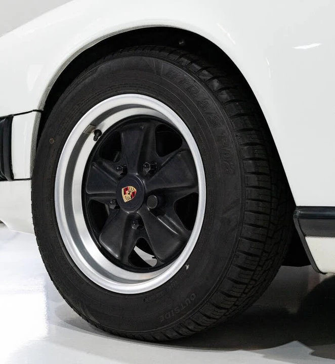 1987 Porsche 911 Carrera 3.2 - Image 12 of 31