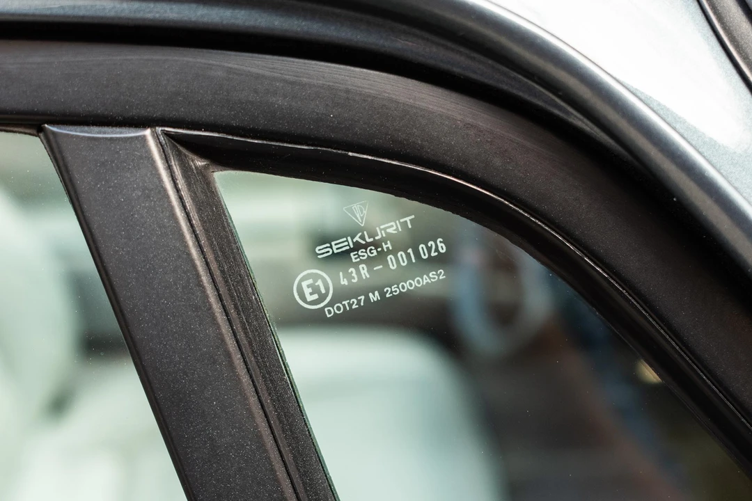 1987 Porsche 911 Carrera 3.2 - Image 26 of 31