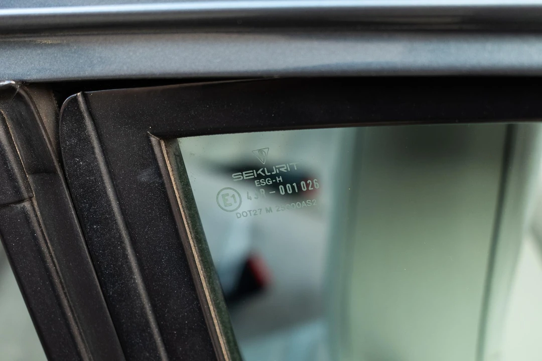 1987 Porsche 911 Carrera 3.2 - Image 27 of 31