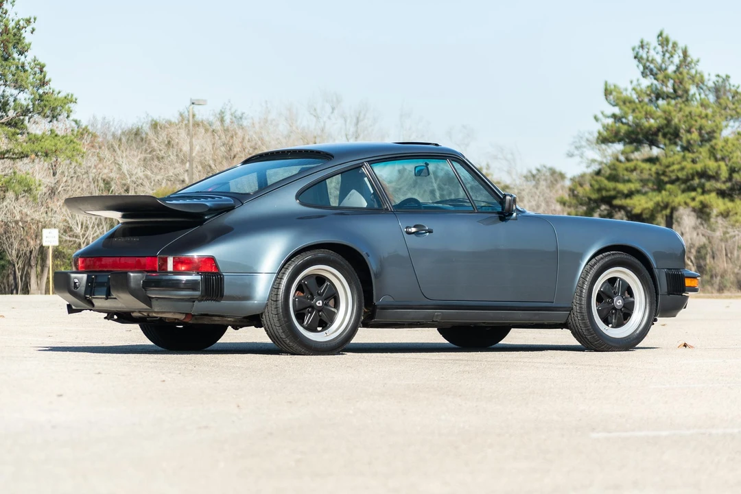 1987 Porsche 911 Carrera 3.2 - Image 5 of 31