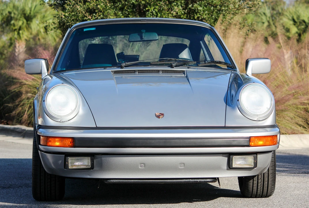 1987 Porsche 911 Carrera 3.2 - Image 12 of 31