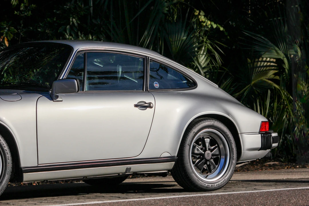 1987 Porsche 911 Carrera 3.2 - Image 13 of 31