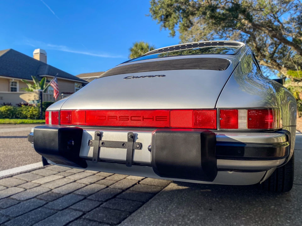 1987 Porsche 911 Carrera 3.2 - Image 18 of 31