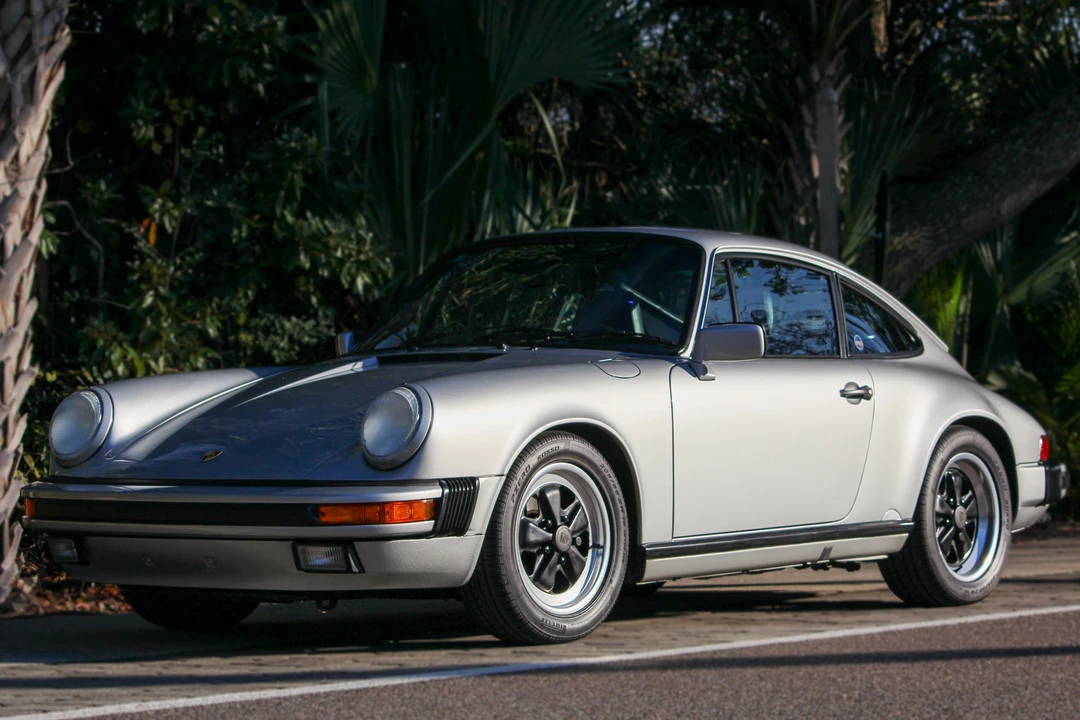 1987 Porsche 911 Carrera 3.2 - Image 6 of 31