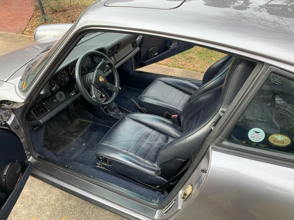 1987 Porsche 911 Carrera 3.2 - Image 26 of 31