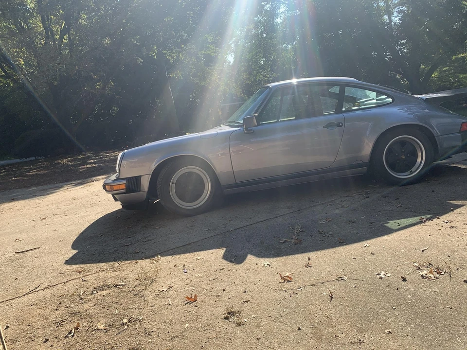 1987 Porsche 911 Carrera 3.2 - Image 10 of 31