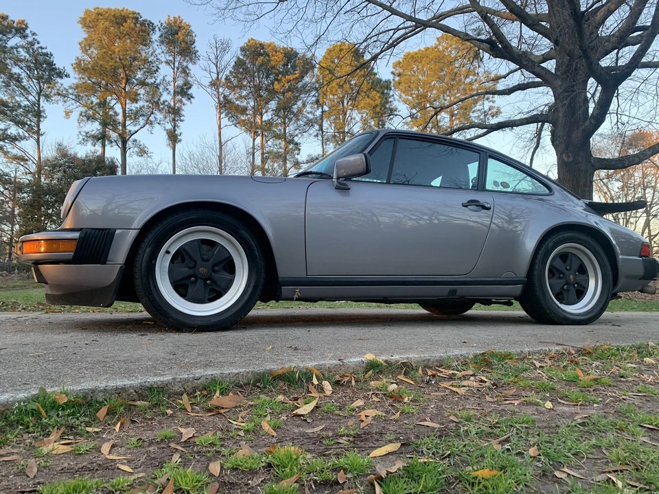 1987 Porsche 911 Carrera 3.2 - Image 2 of 31