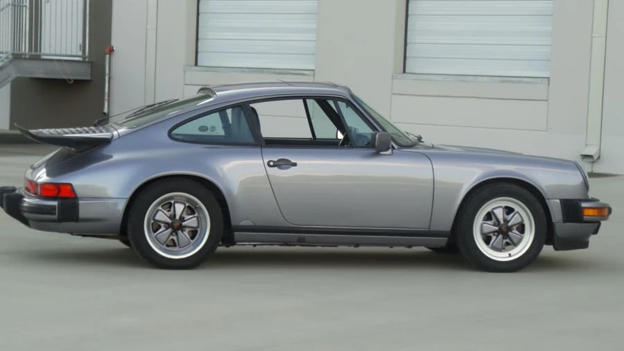 1987 Porsche 911 Carrera 3.2 - Image 5 of 31
