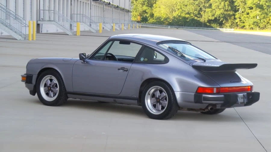 1987 Porsche 911 Carrera 3.2 - Image 11 of 31