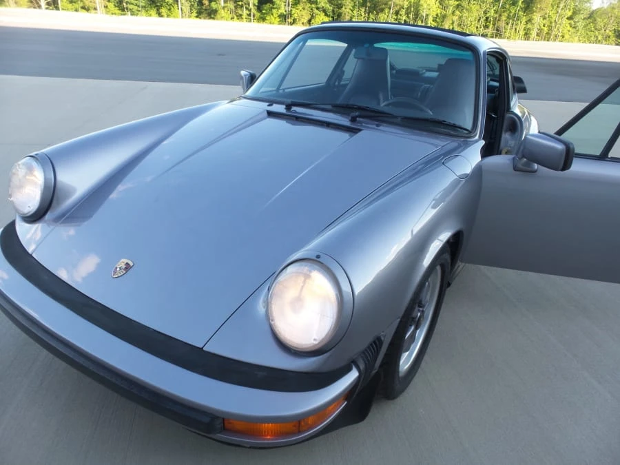 1987 Porsche 911 Carrera 3.2 - Image 18 of 31