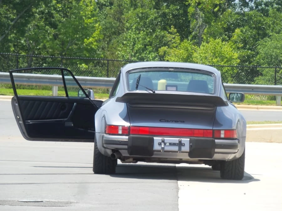 1987 Porsche 911 Carrera 3.2 - Image 21 of 31