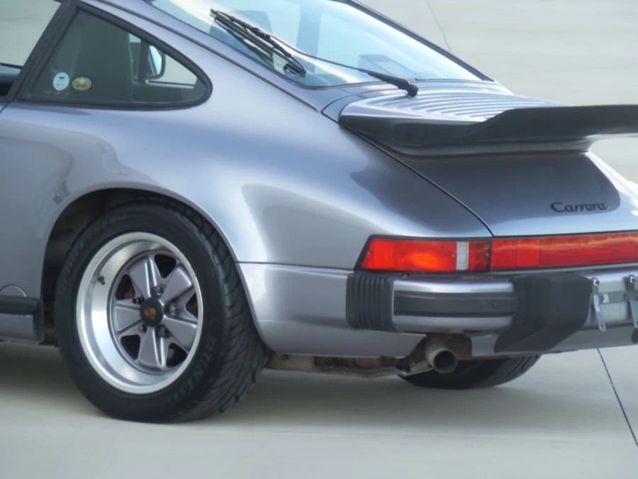 1987 Porsche 911 Carrera 3.2 - Image 16 of 31