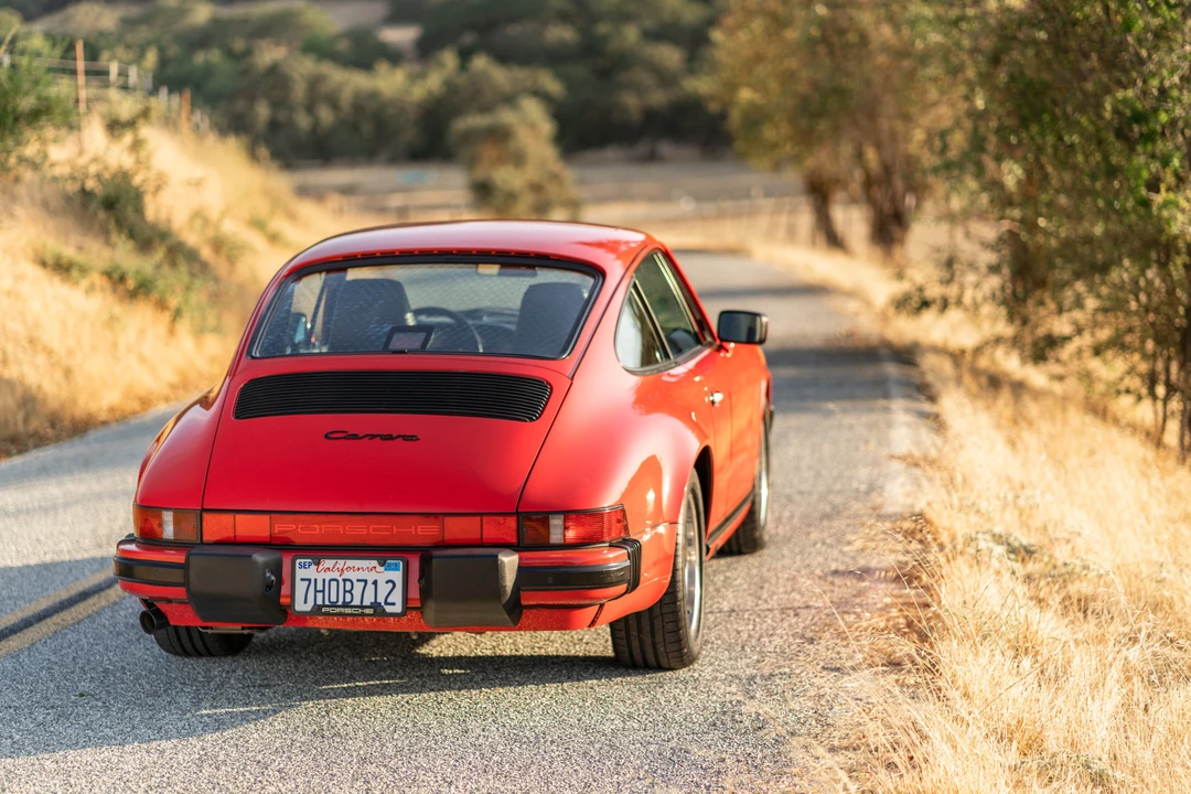 1987 Porsche 911 Carrera 3.2 - Image 16 of 31