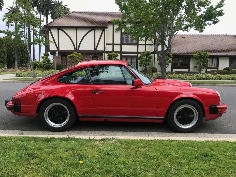 1987 Porsche 911 Carrera 3.2 - Image 2 of 31