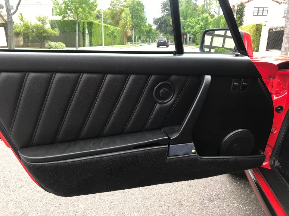 1987 Porsche 911 Carrera 3.2 - Image 27 of 31