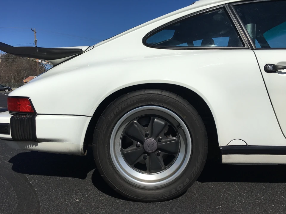 1987 Porsche 911 Carrera 3.2 - Image 17 of 31