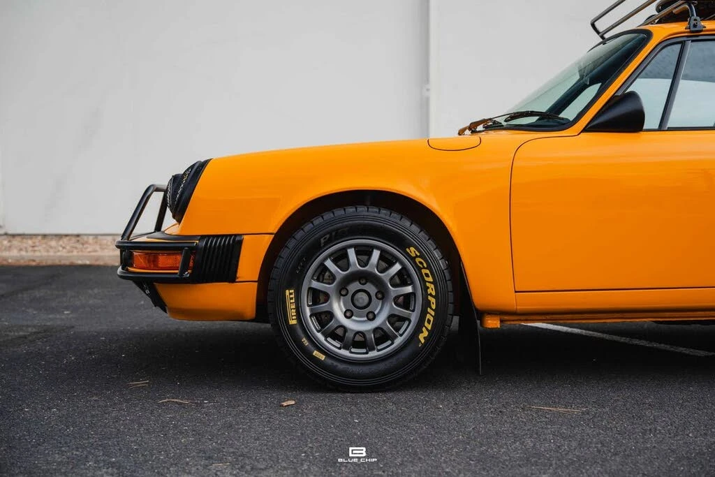 1987 Porsche 911 Carrera 3.2 - Image 2 of 31