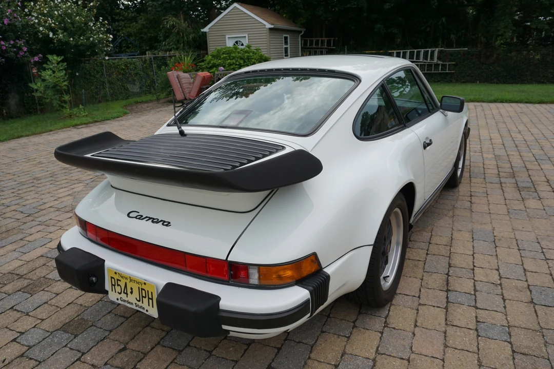 1987 Porsche 911 Carrera 3.2 - Image 12 of 31