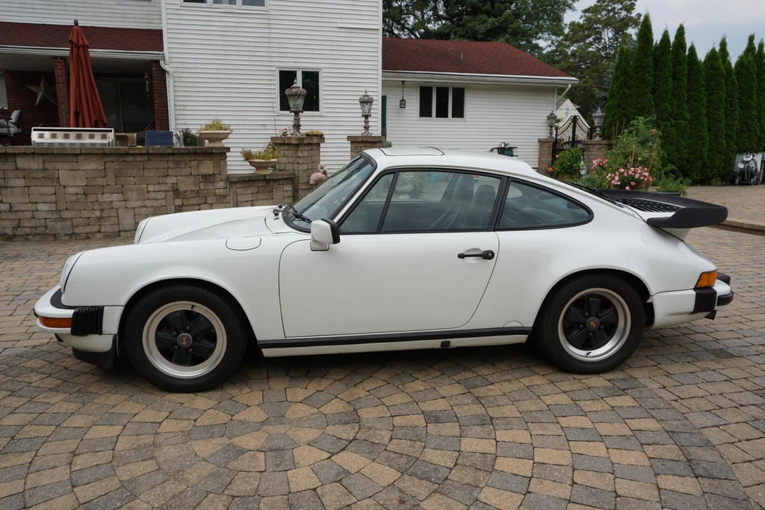 1987 Porsche 911 Carrera 3.2 - Image 3 of 31