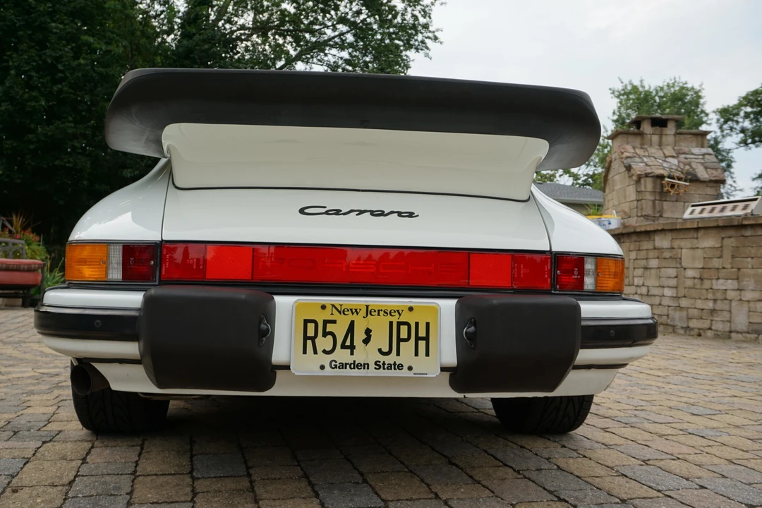 1987 Porsche 911 Carrera 3.2 - Image 10 of 31