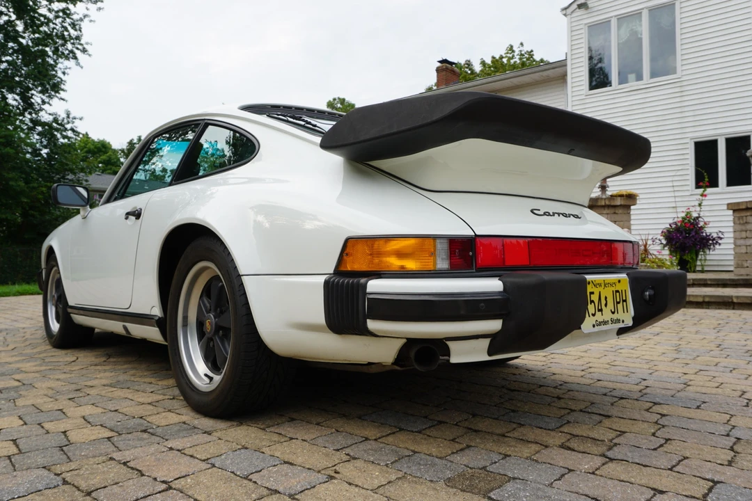 1987 Porsche 911 Carrera 3.2 - Image 6 of 31
