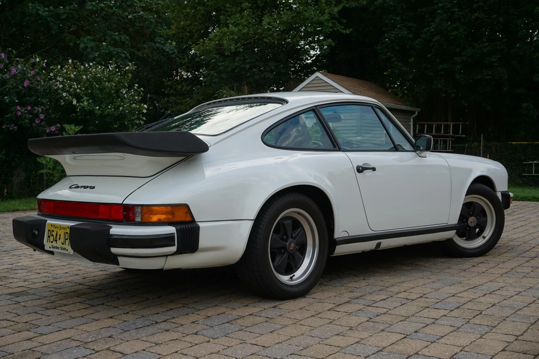 1987 Porsche 911 Carrera 3.2 - Image 14 of 31