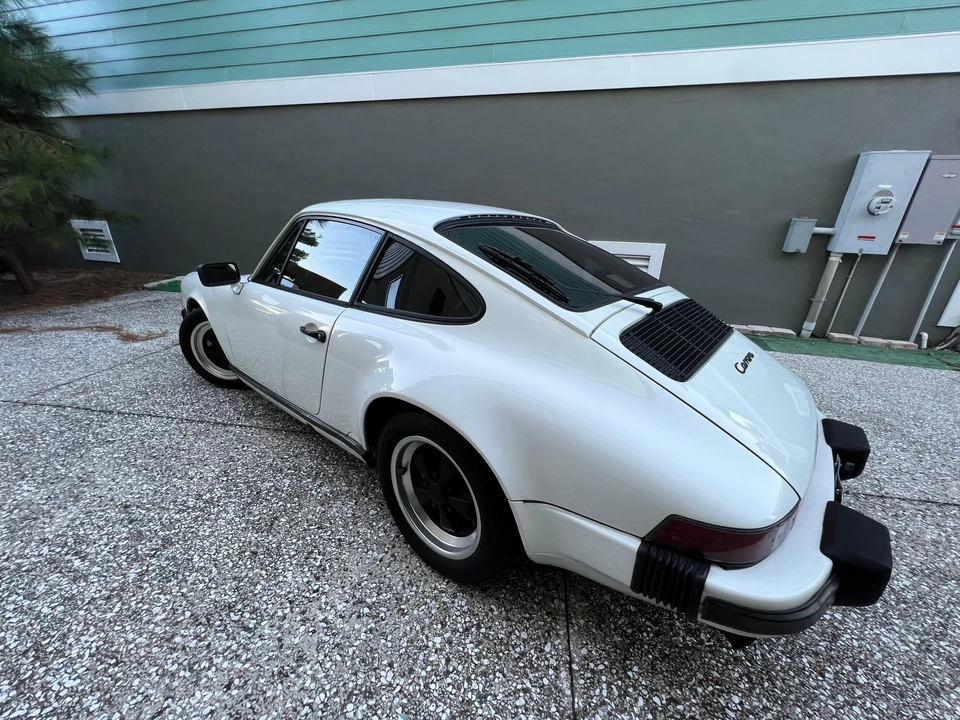 1987 Porsche 911 Carrera 3.2 - Image 15 of 31