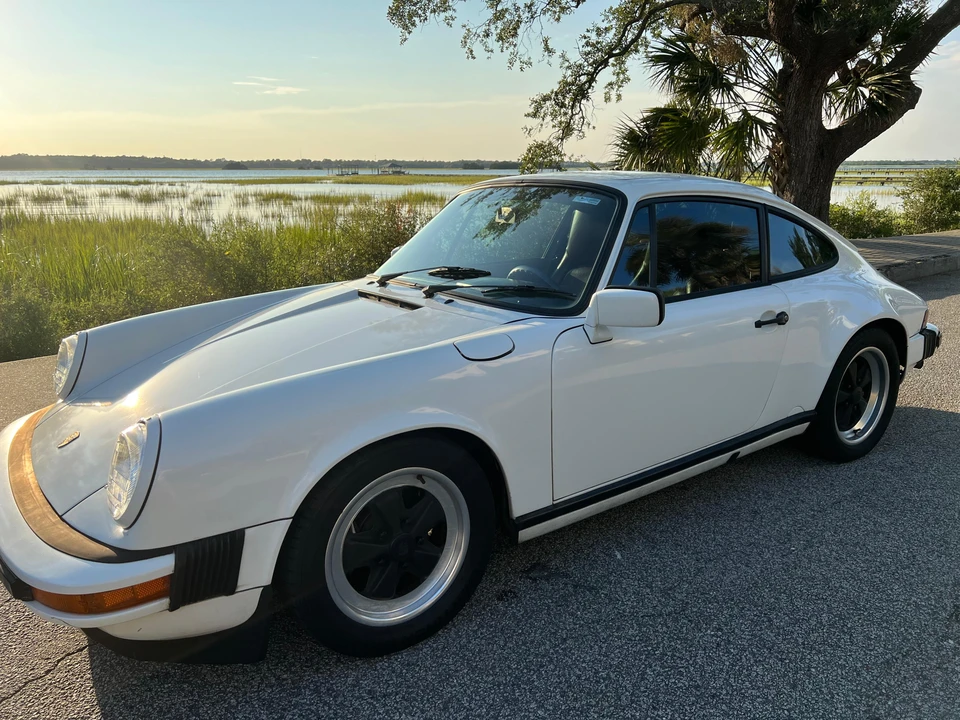 1987 Porsche 911 Carrera 3.2 - Image 9 of 31