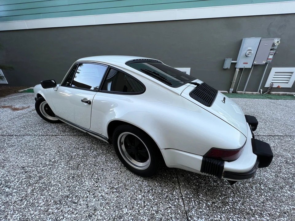 1987 Porsche 911 Carrera 3.2 - Image 14 of 31